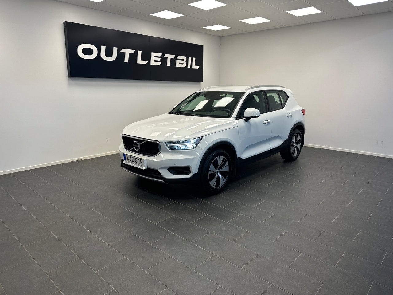 Volvo XC40 2022 – bild 1 av 24
