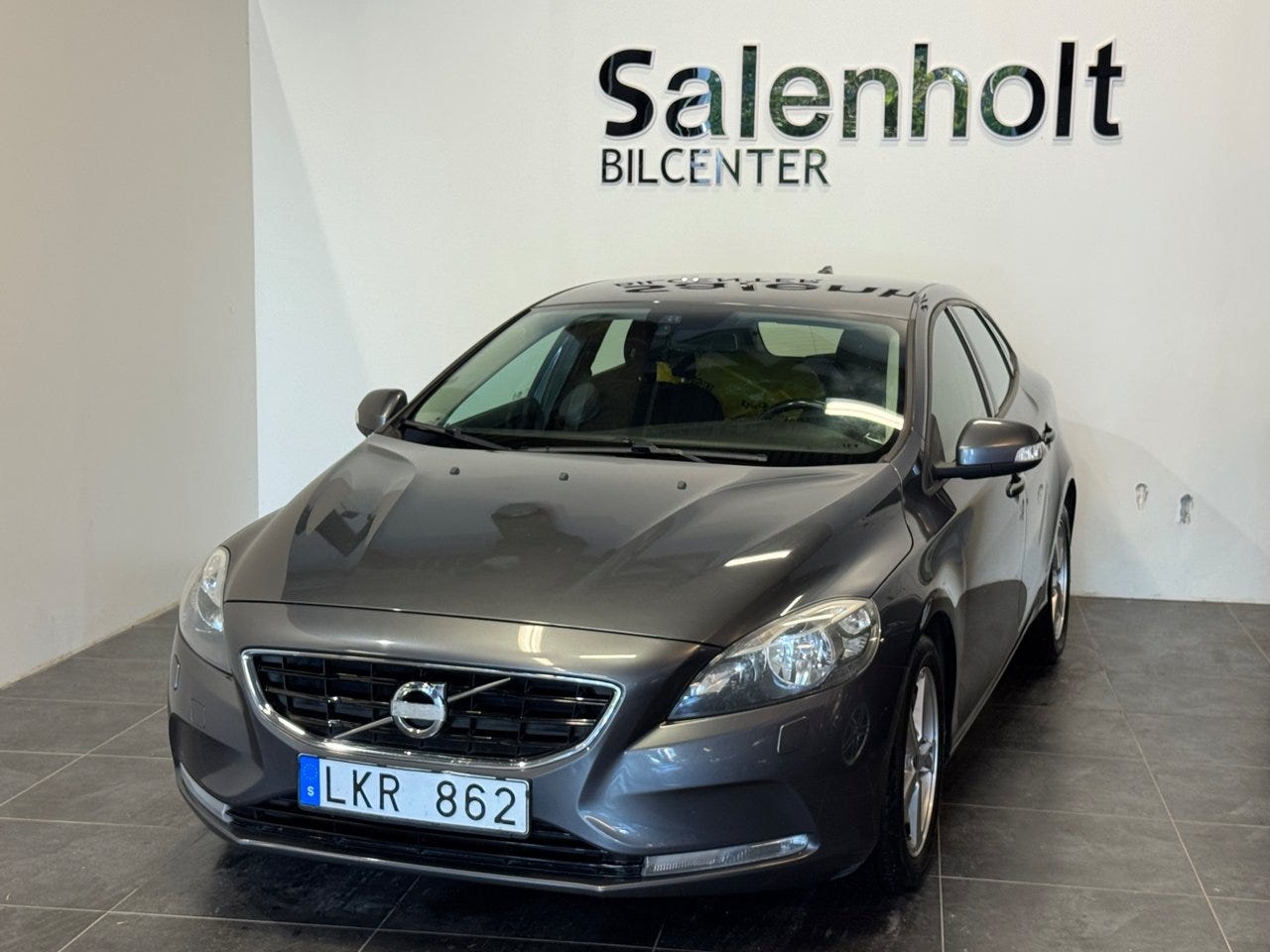 Volvo V40 2014 – bild 1 av 24