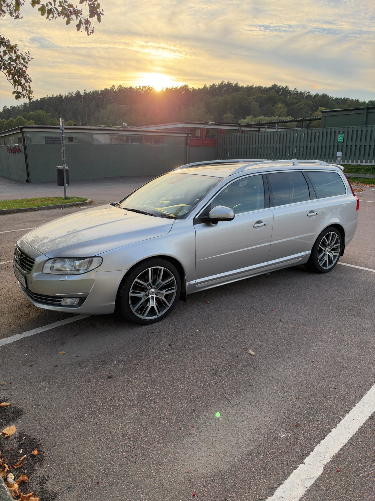 Volvo V70 2015 – bild 1 av 13
