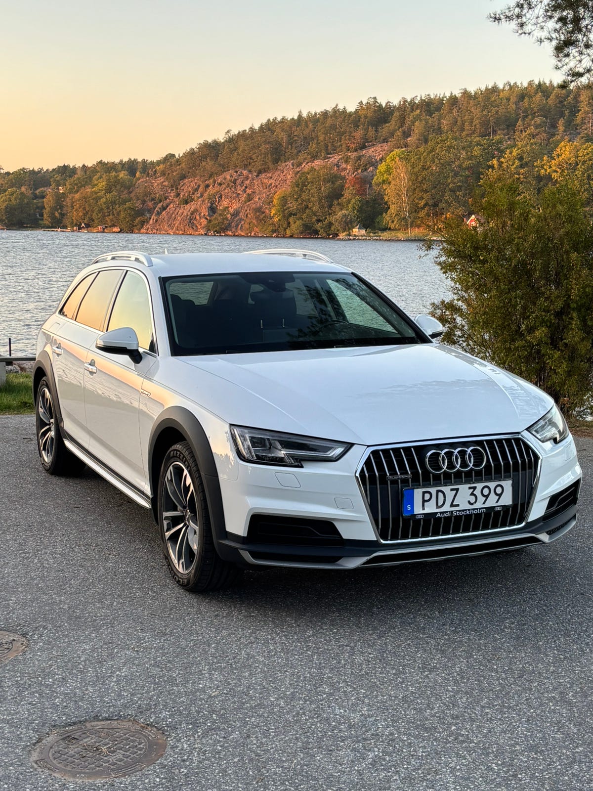 Audi A4 allroad 2017 – bild 1 av 14