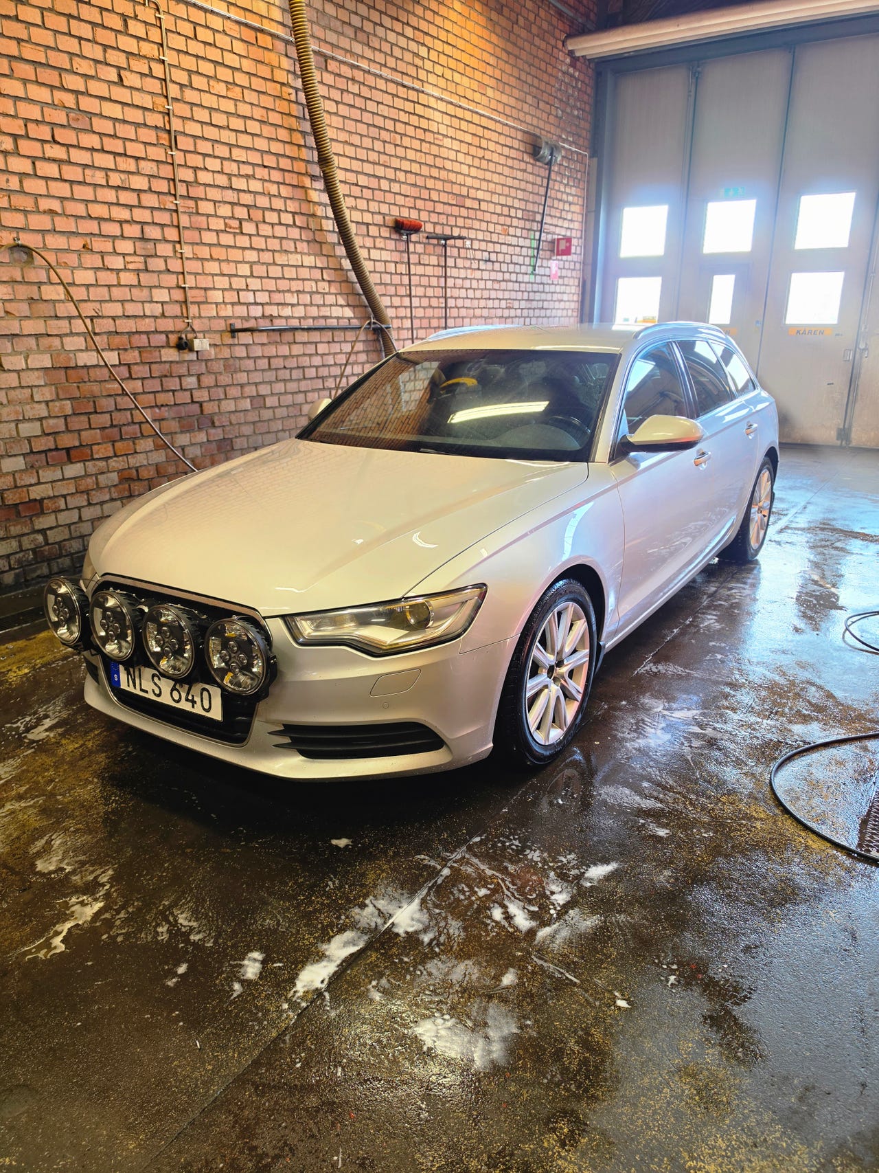 Audi A6 2014 – bild 1 av 10