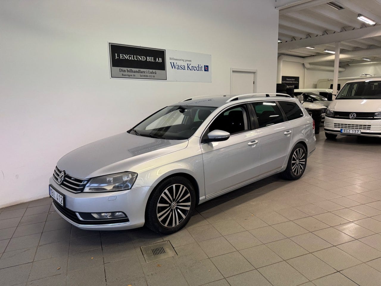 Volkswagen Passat 2012 – bild 1 av 15