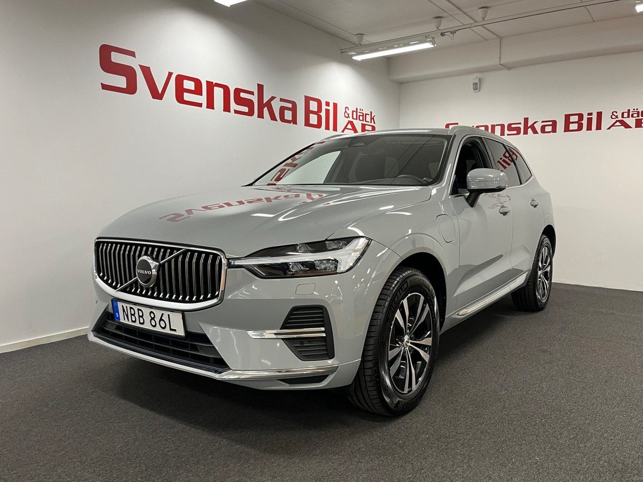 Volvo XC60 2024 – bild 1 av 24