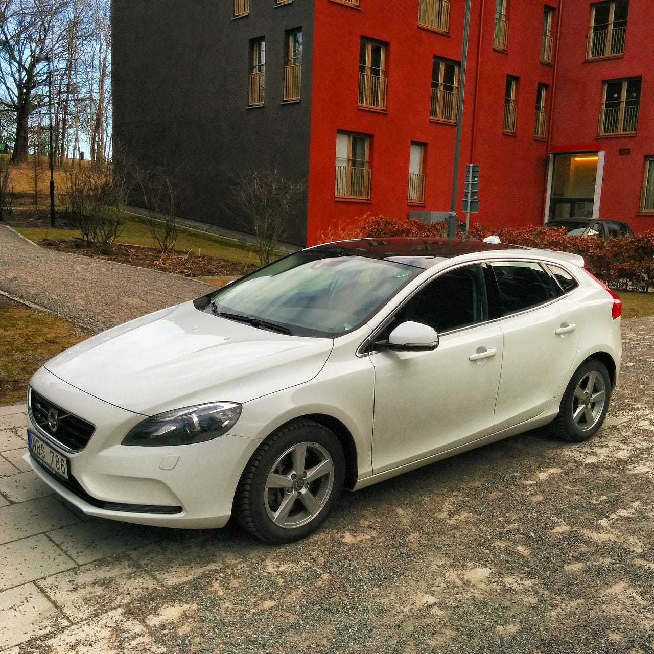 Volvo V40 2013 – bild 1 av 2