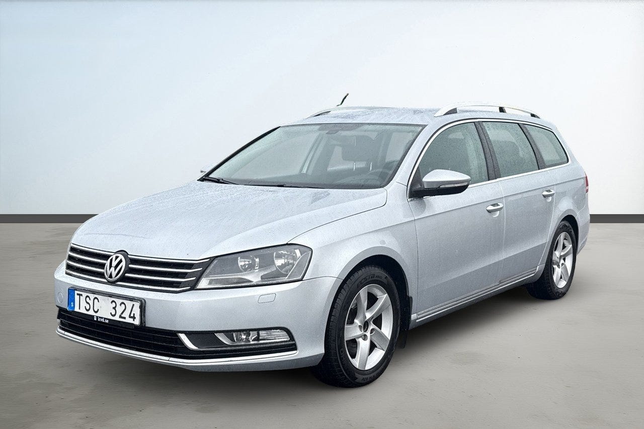 Volkswagen Passat 2013 – bild 1 av 17
