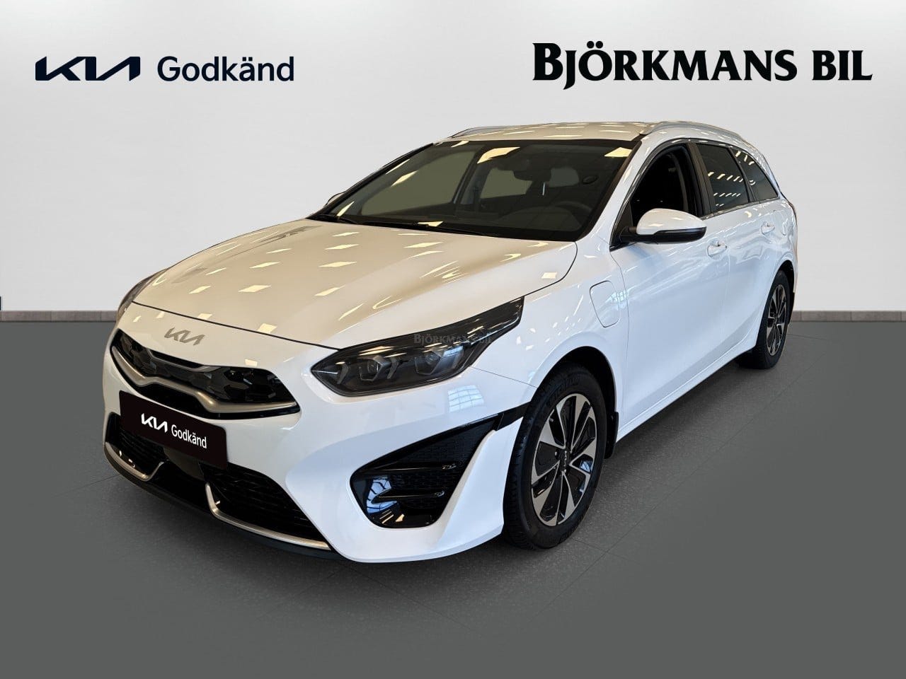 Kia Ceed 2023 – bild 1 av 14