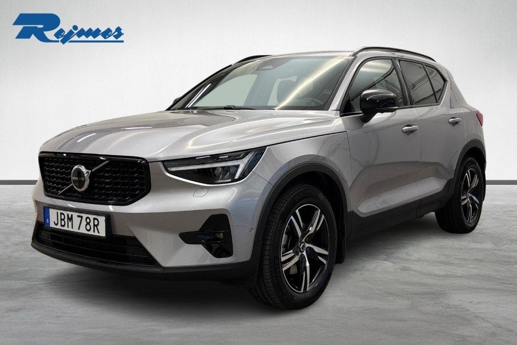 Volvo XC40 2026 – bild 1 av 24