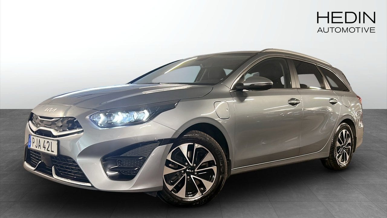 Kia Ceed 2024 – bild 1 av 9