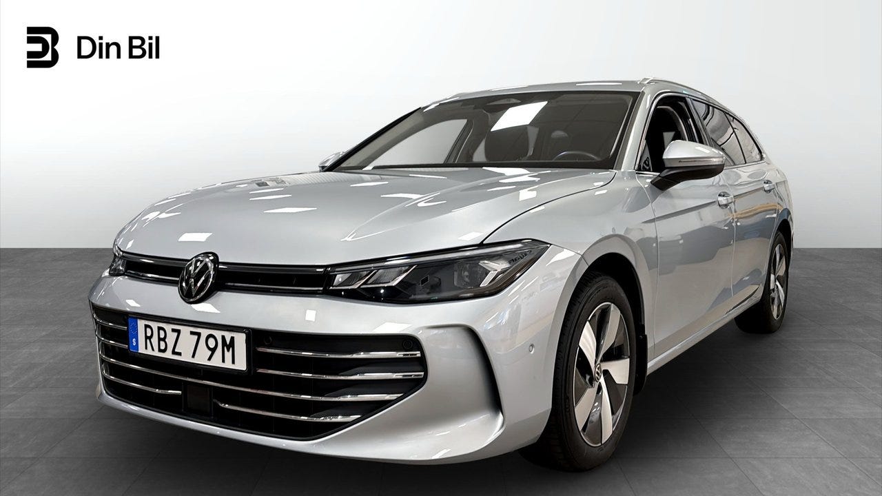 Volkswagen Passat 2025 – bild 1 av 12