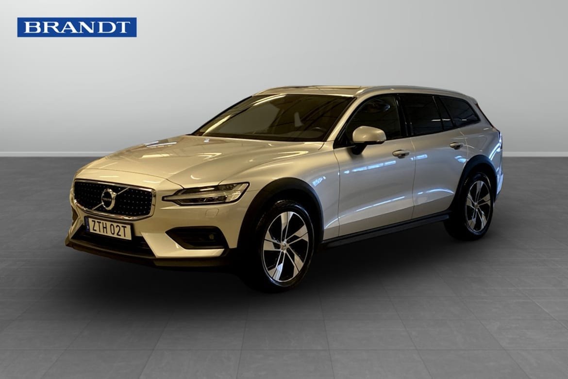 Volvo V60 Cross Country 2021 – bild 1 av 12