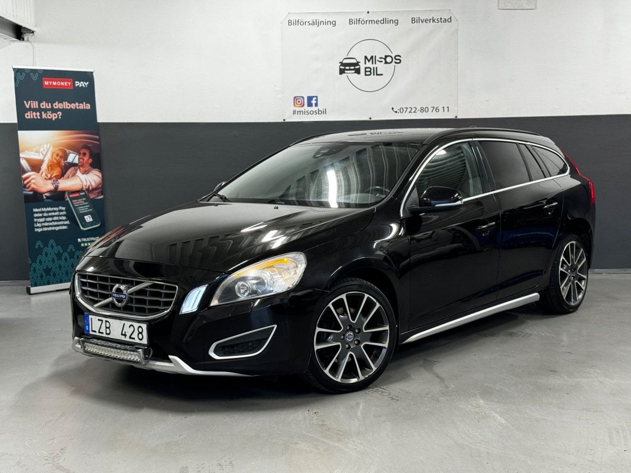 Volvo V60 2012 – bild 1 av 22
