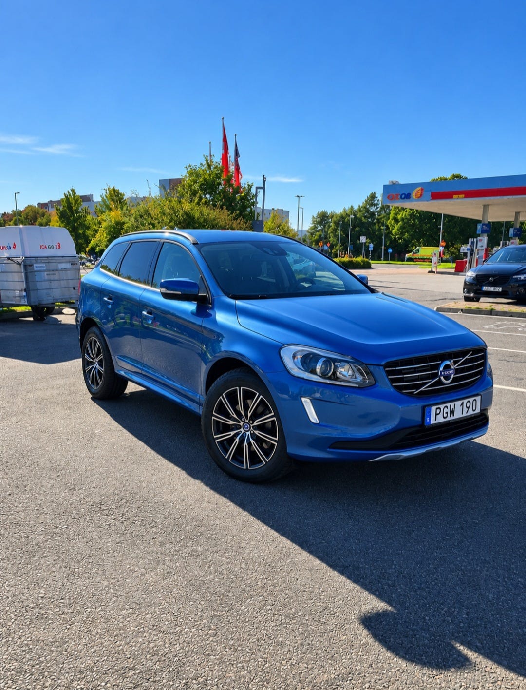 Volvo XC60 2017 – bild 1 av 3