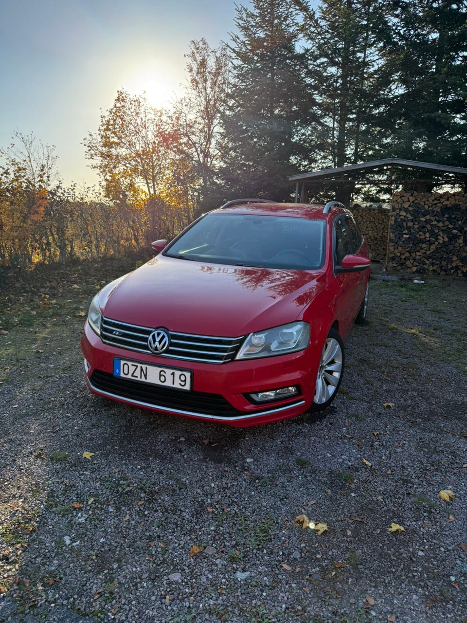 Volkswagen Passat 2013 – bild 1 av 3