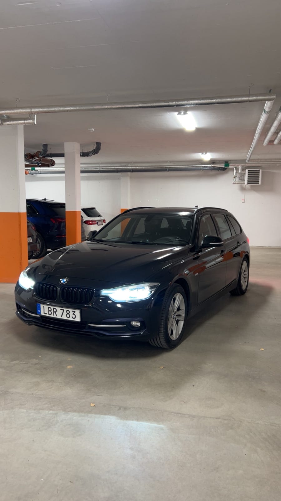 BMW 320d 2016 – bild 1 av 3