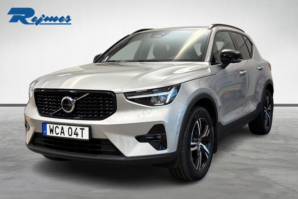 Volvo XC40 2025 – bild 1 av 24