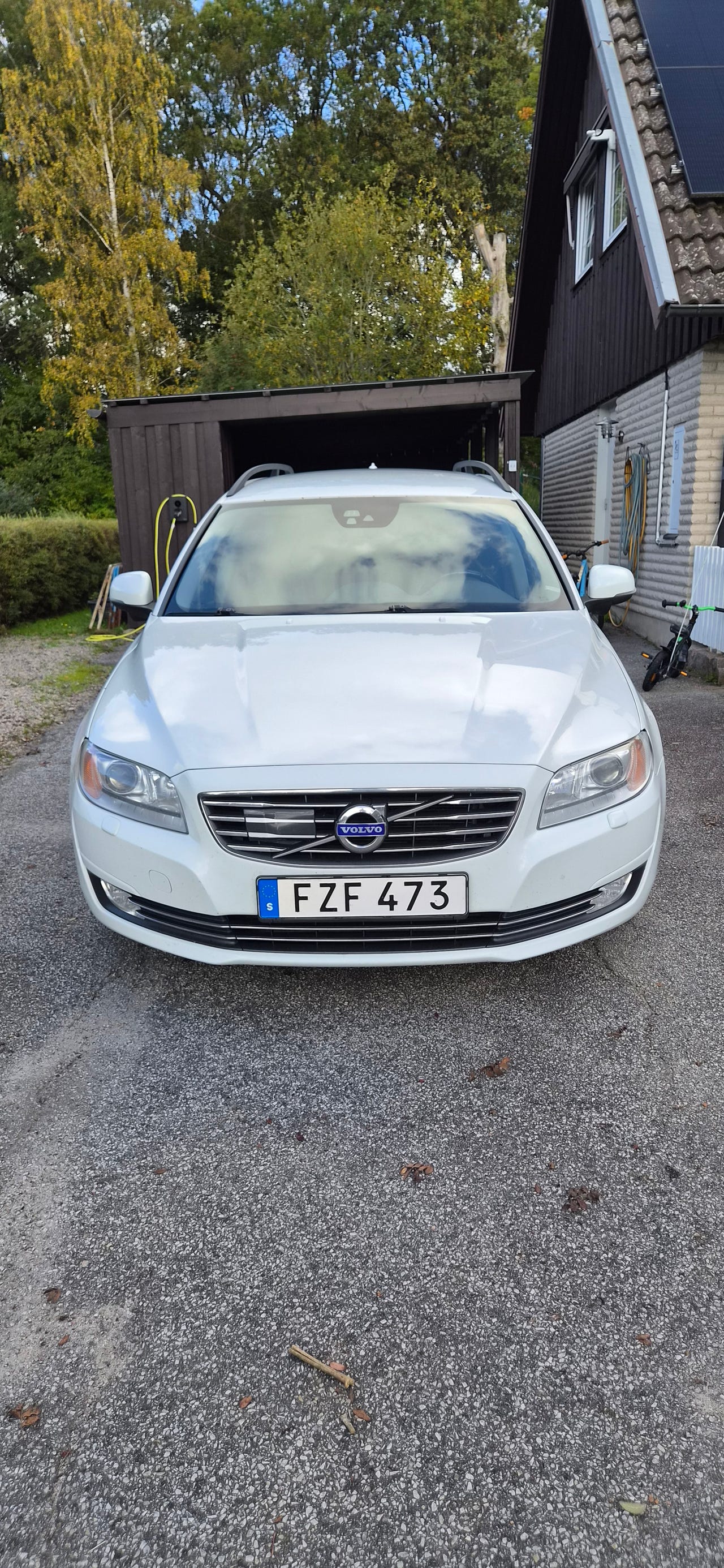 Volvo V70 2016 – bild 1 av 23