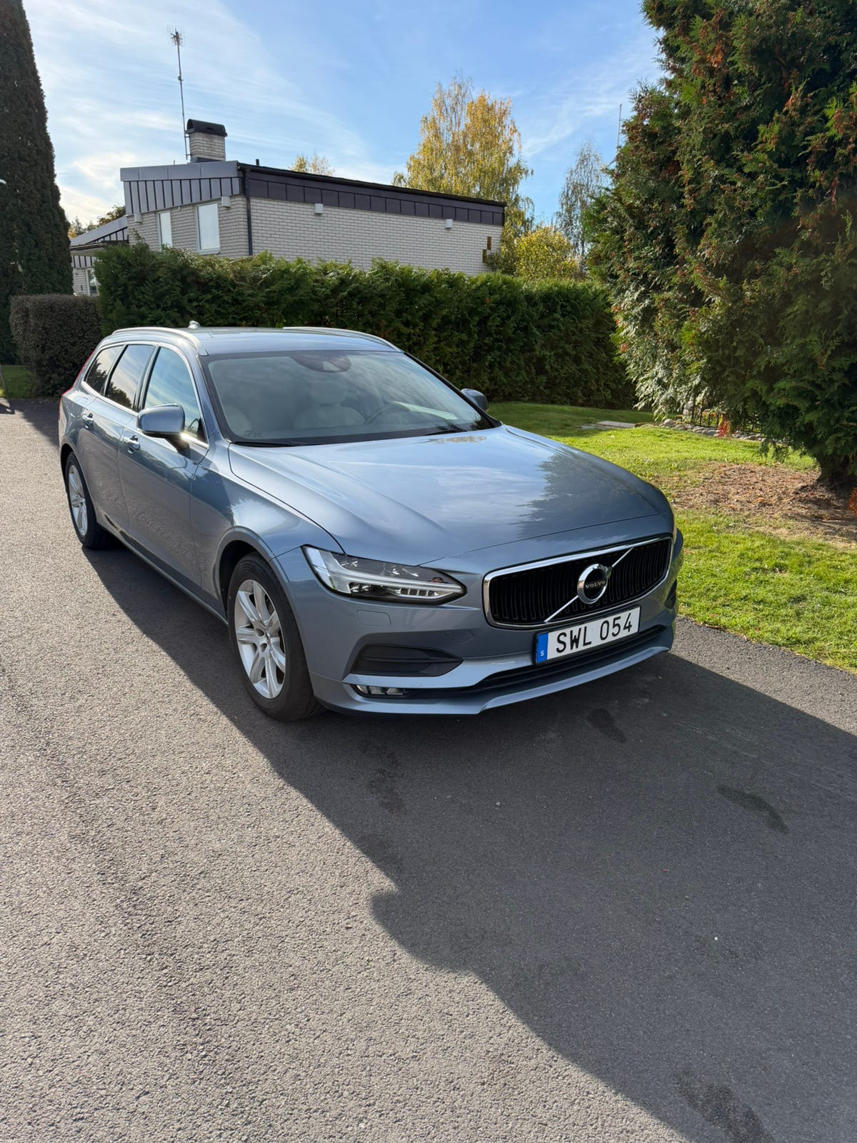 Volvo V90 2017 – bild 1 av 4