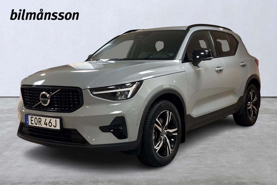 Volvo XC40 2025 – bild 1 av 13