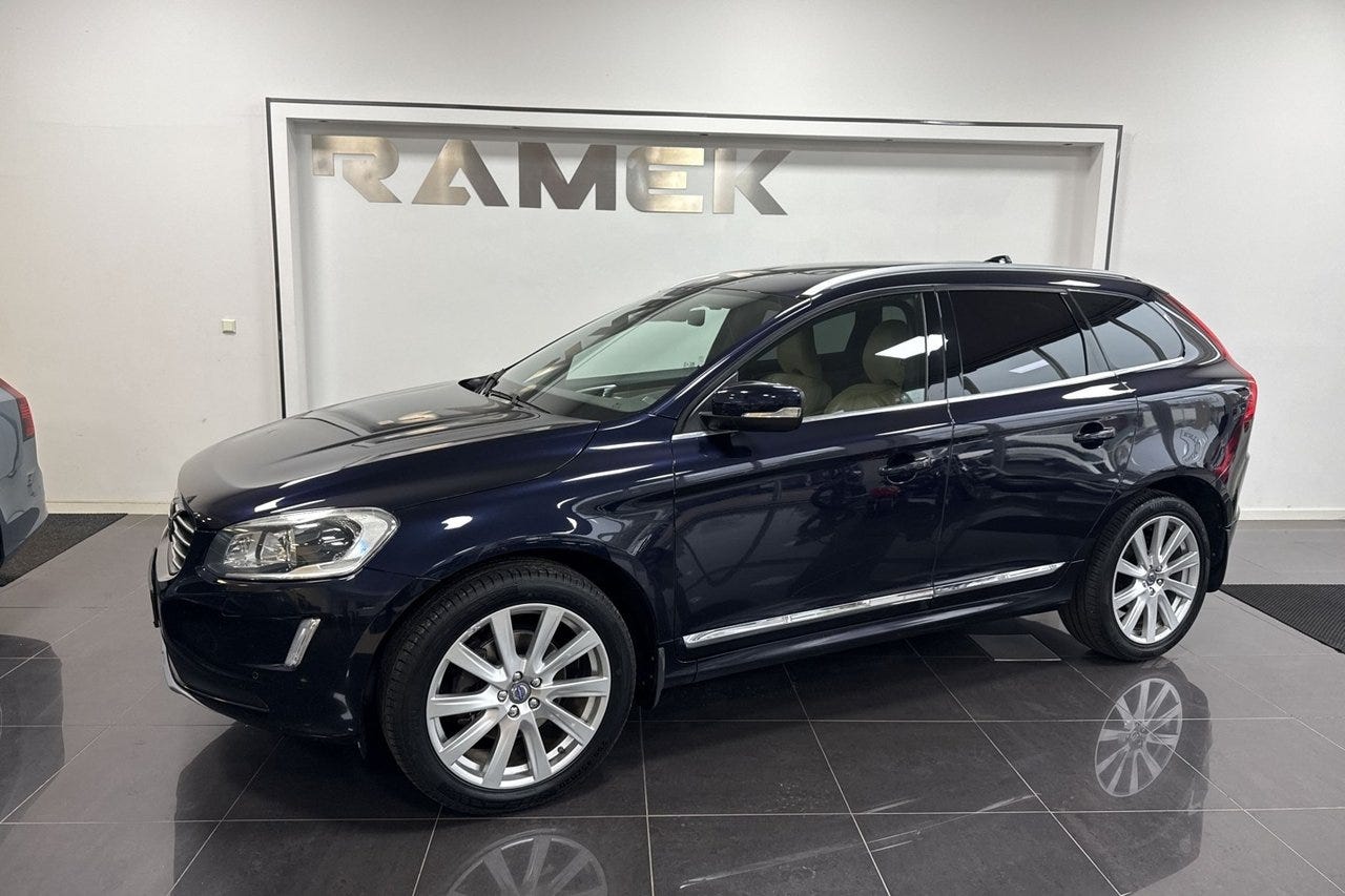 Volvo XC60 2016 – bild 1 av 8