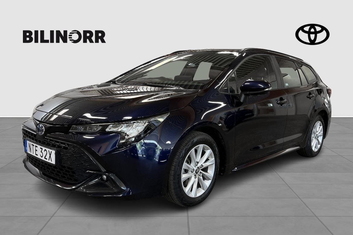 Toyota Corolla 2024 – bild 1 av 11