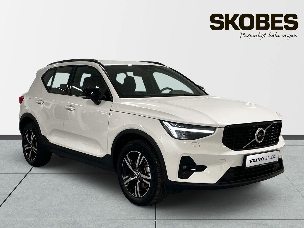Volvo XC40 2026 – bild 1 av 20