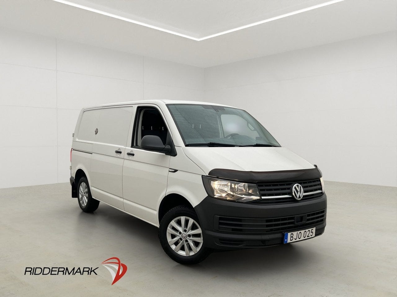 Volkswagen Transporter 2018 – bild 1 av 24