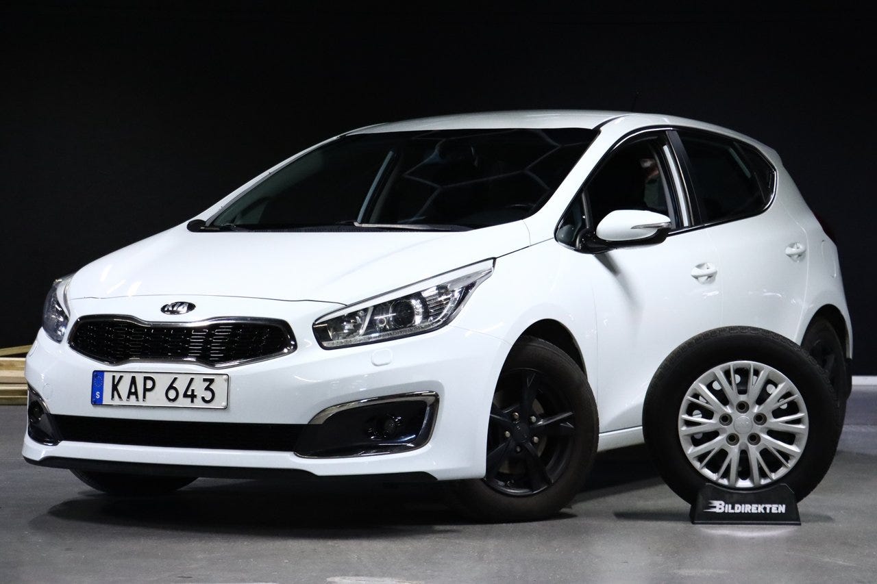 Kia Ceed 2016 – bild 1 av 24