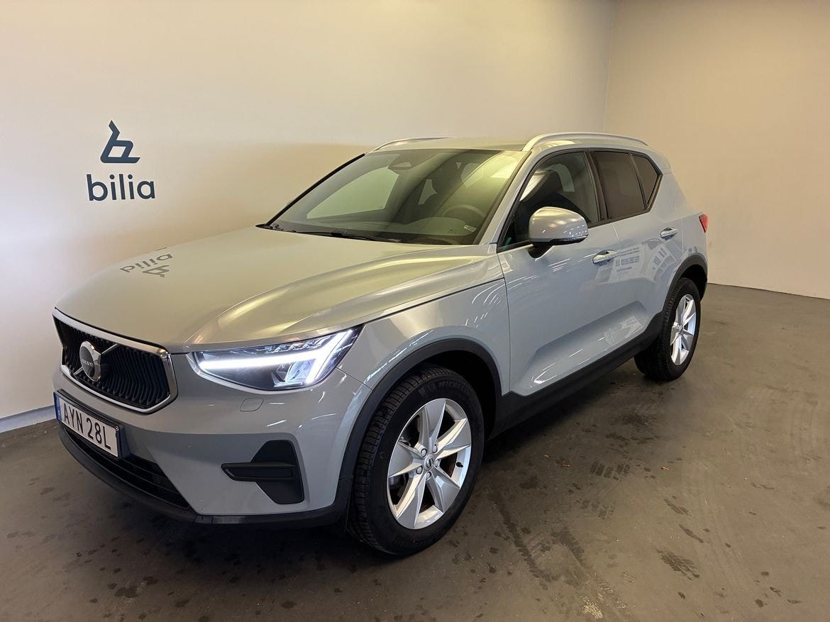 Volvo XC40 2025 – bild 1 av 19