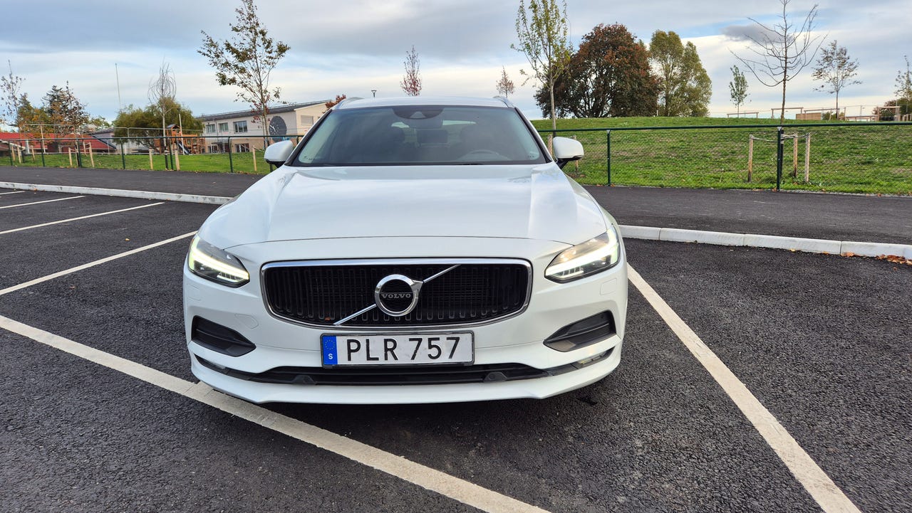 Volvo V90 2018 – bild 1 av 14