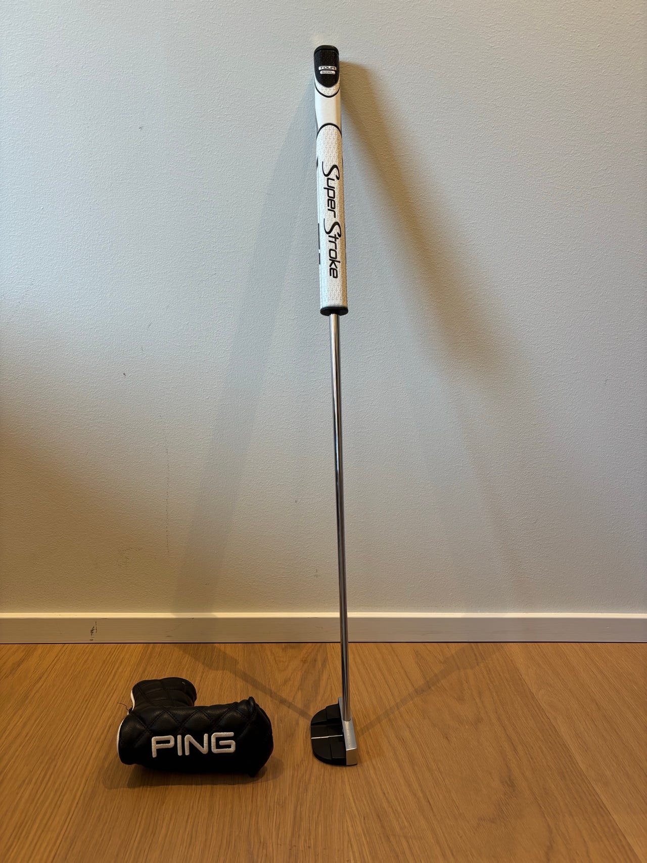 Ping DS72 C (Centershaftad- 34”) med SuperStroke XL-grepp | Blocket