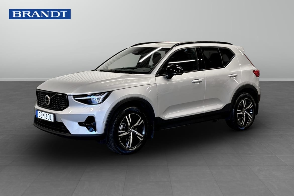 Volvo XC40 2025 – bild 1 av 10