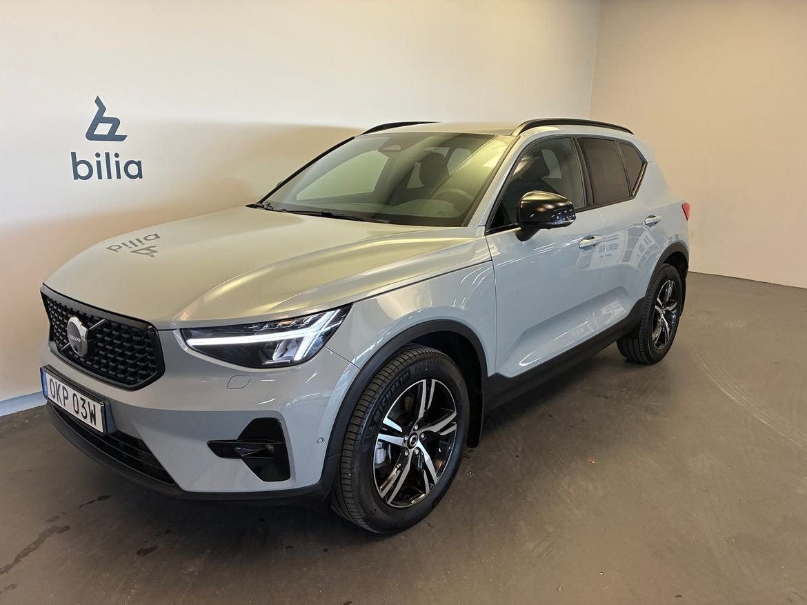 Volvo XC40 2025 – bild 1 av 21