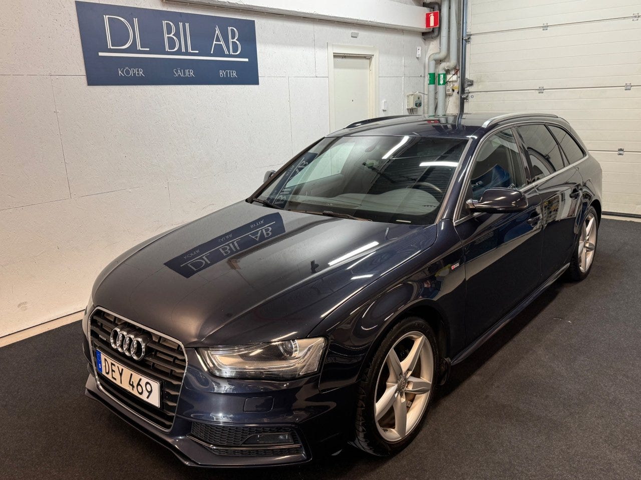 Audi A4 2014 – bild 1 av 24