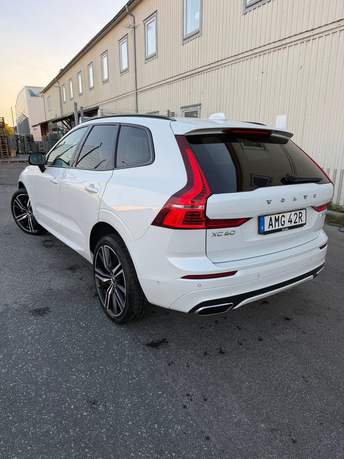 Volvo XC60 2020 – bild 1 av 5