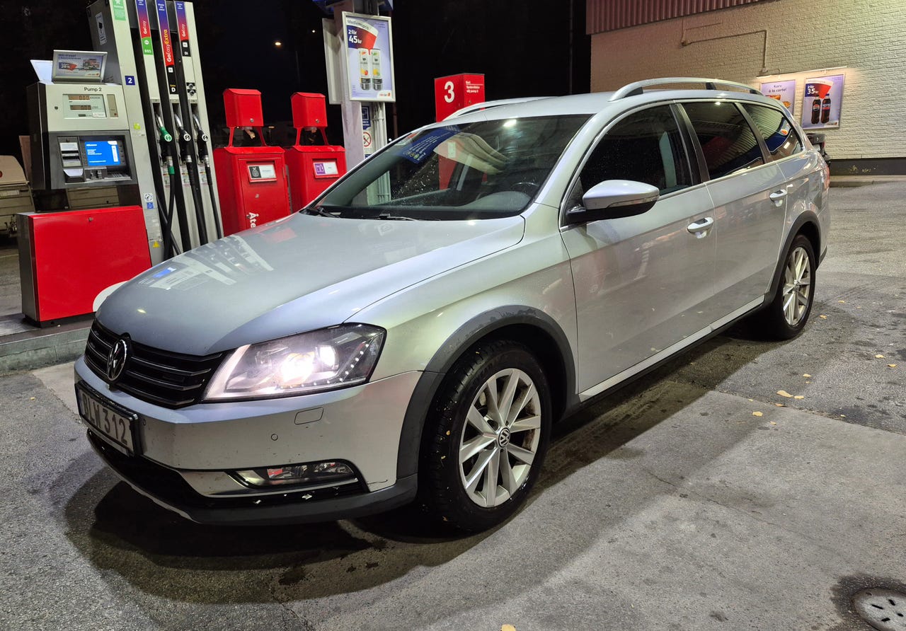Volkswagen Passat Alltrack 2014 – bild 1 av 5