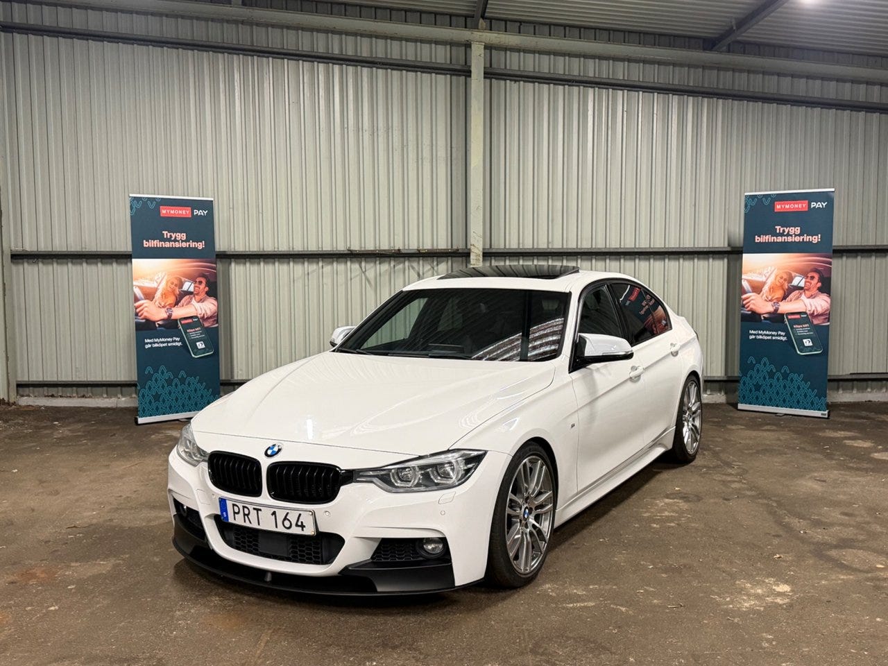 BMW 320d 2016 – bild 1 av 18