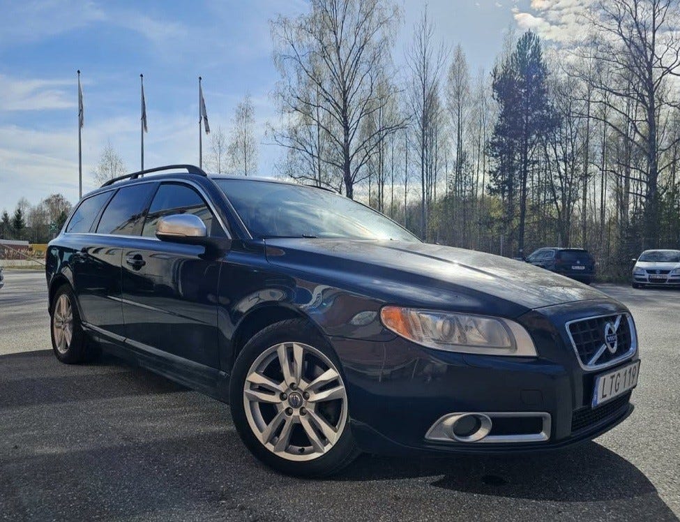 Volvo V70 2013 – bild 1 av 6
