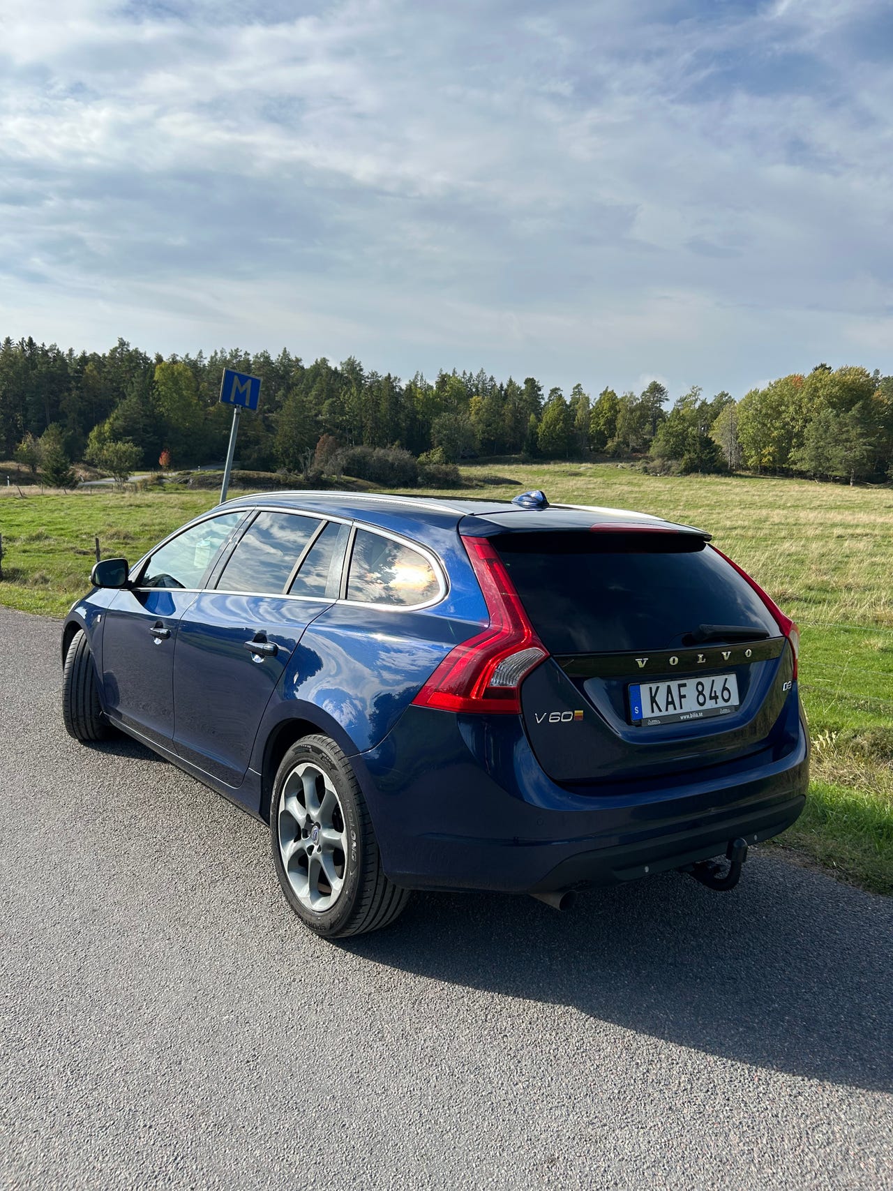 Volvo V60 2012 – bild 1 av 6