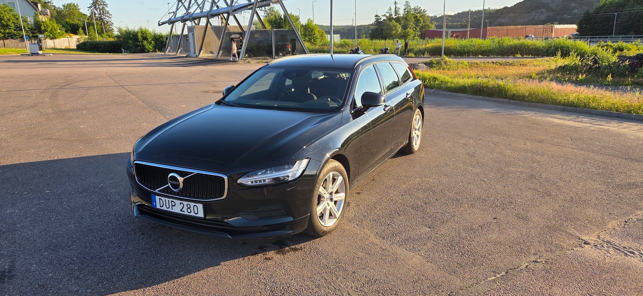 Volvo V90 2018 – bild 1 av 6