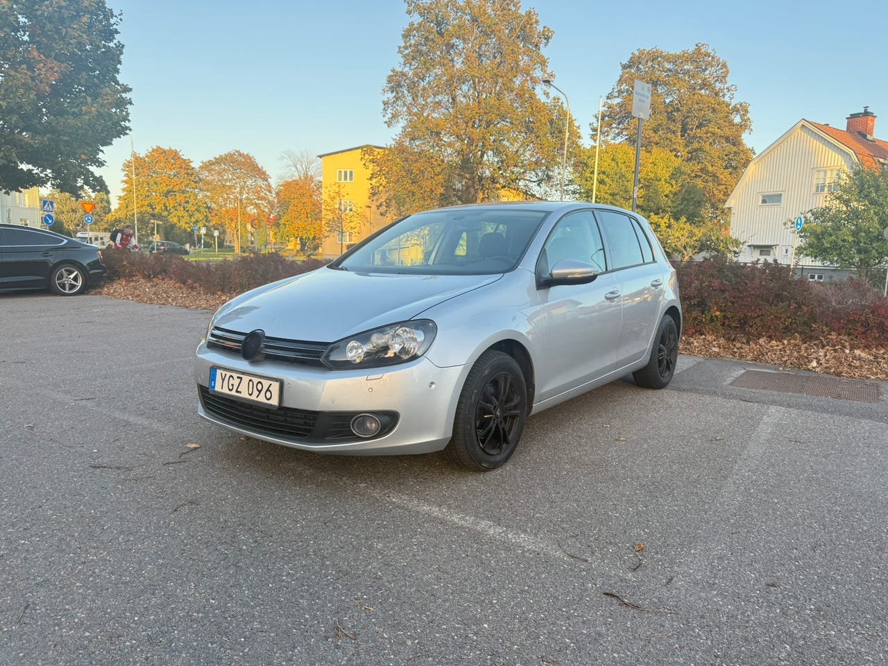 Volkswagen Golf VI 2011 – bild 1 av 12