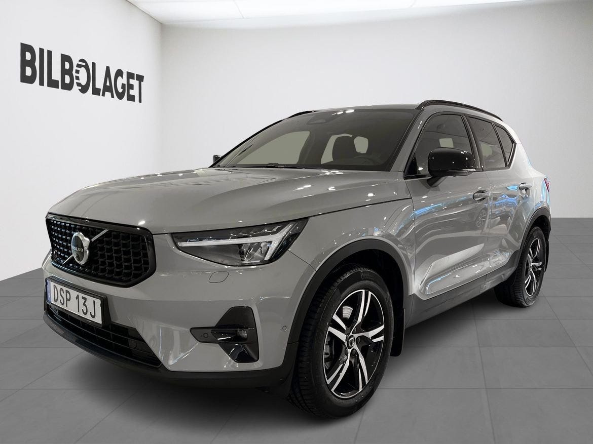Volvo XC40 2025 – bild 1 av 23