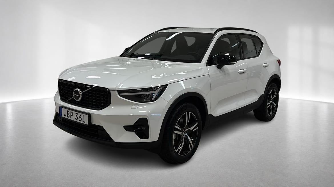 Volvo XC40 2026 – bild 1 av 21