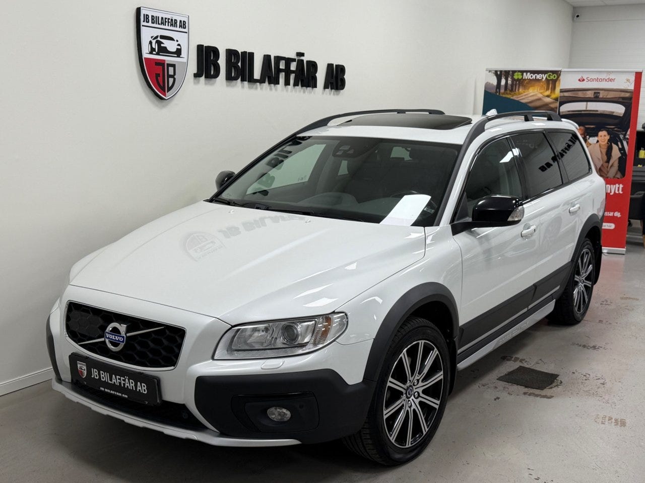 Volvo XC70 2016 – bild 1 av 24
