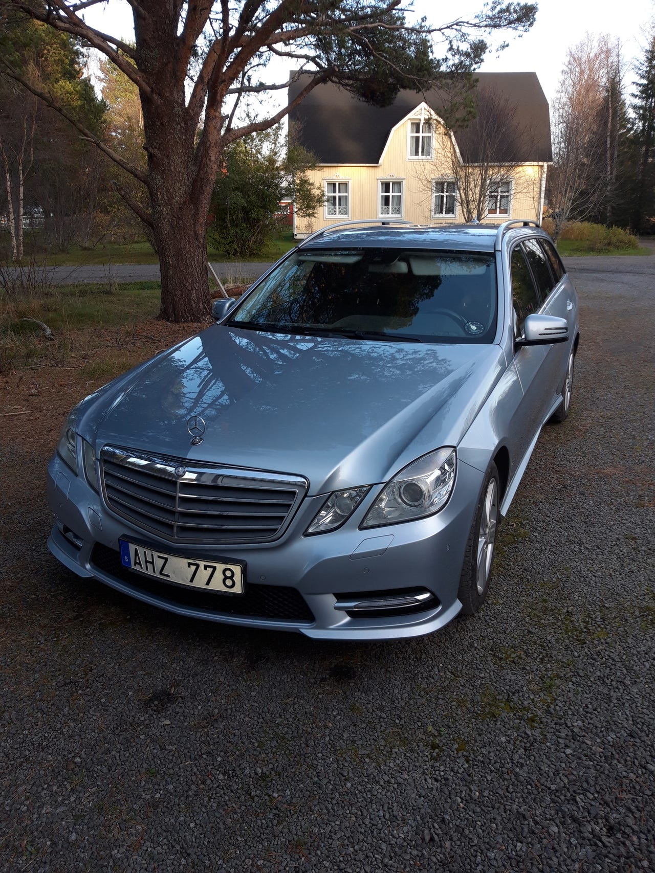 Mercedes-Benz E250 2013 – bild 1 av 3