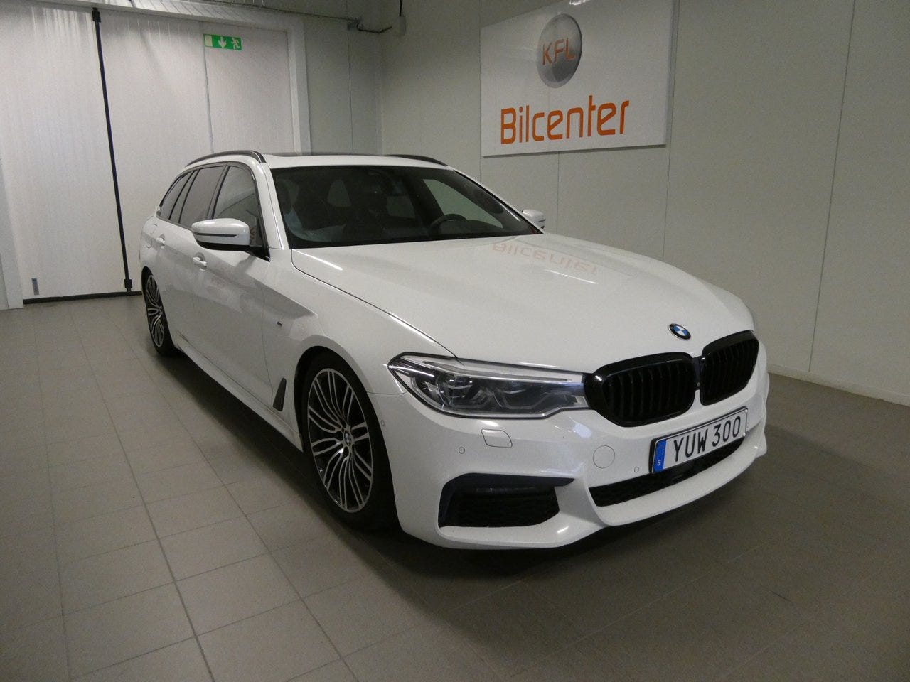 BMW 520d 2019 – bild 1 av 24