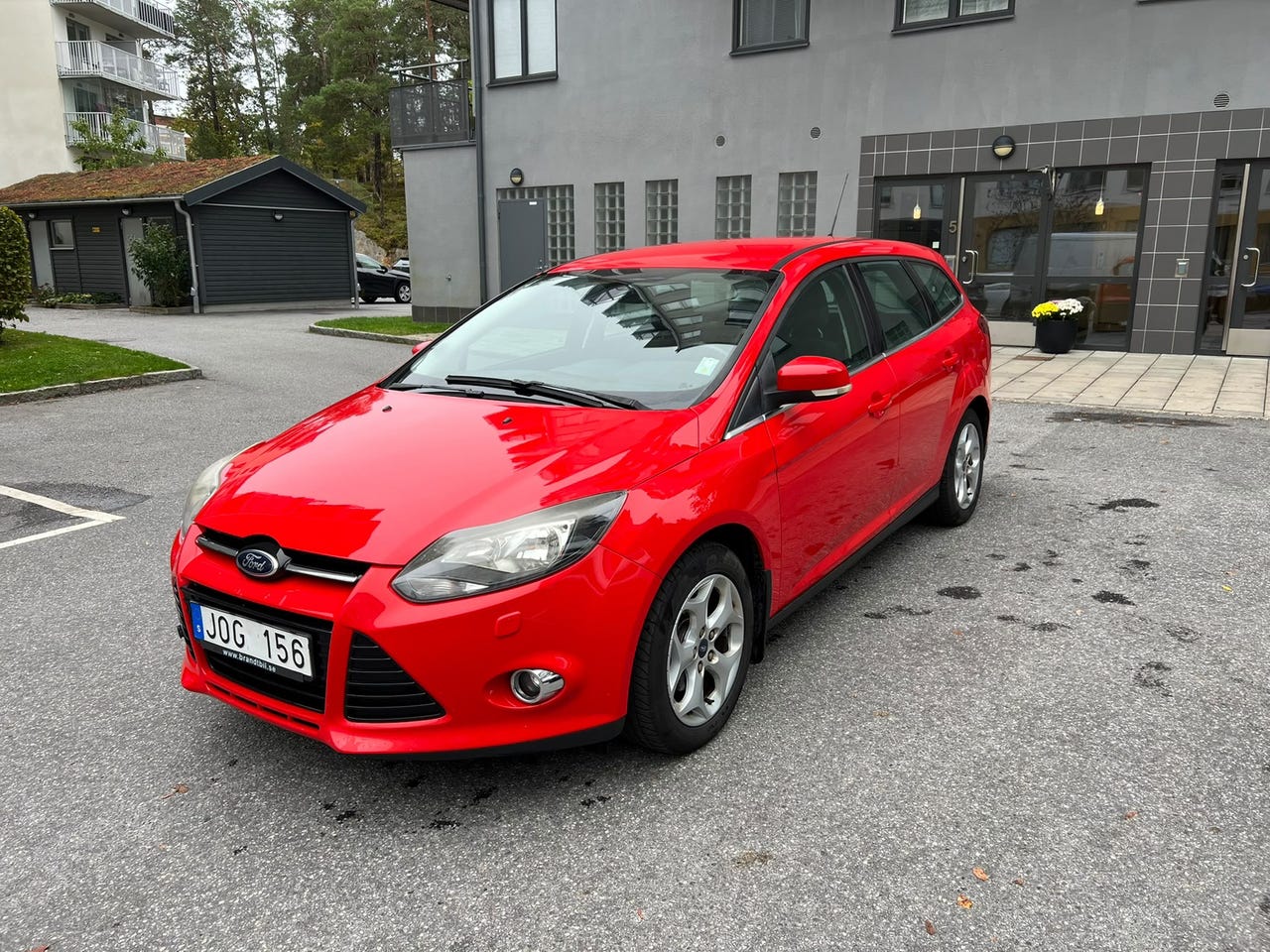 Ford Focus 2013 – bild 1 av 7