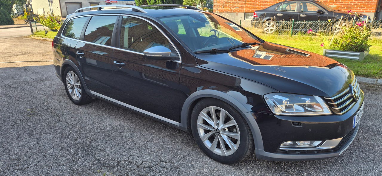 Volkswagen Passat Alltrack 2014 – bild 1 av 10
