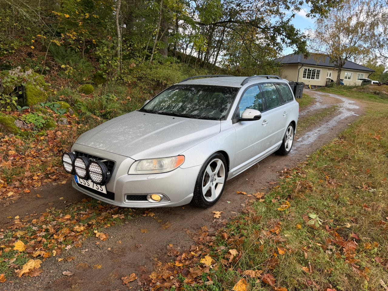 Volvo V70 2011 – bild 1 av 6