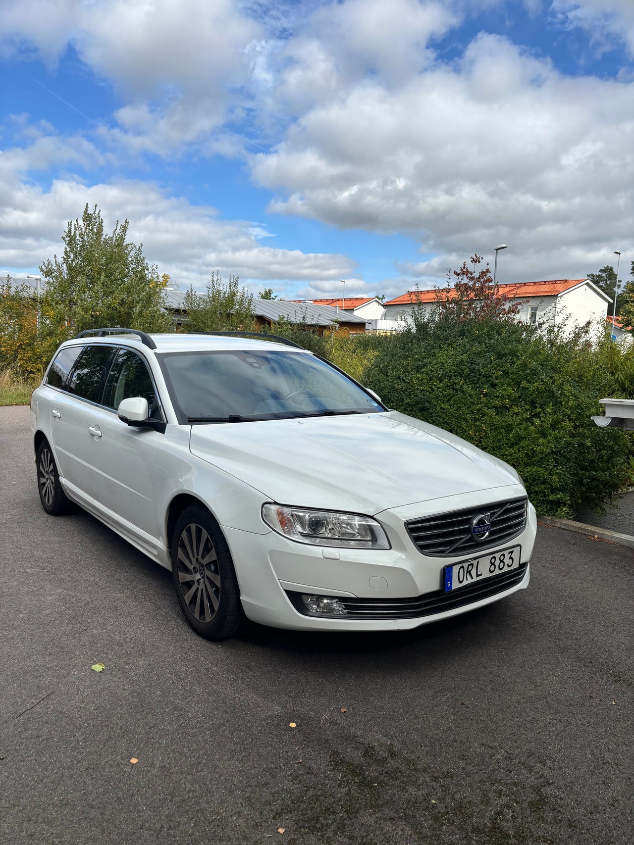 Volvo V70 2015 – bild 1 av 9