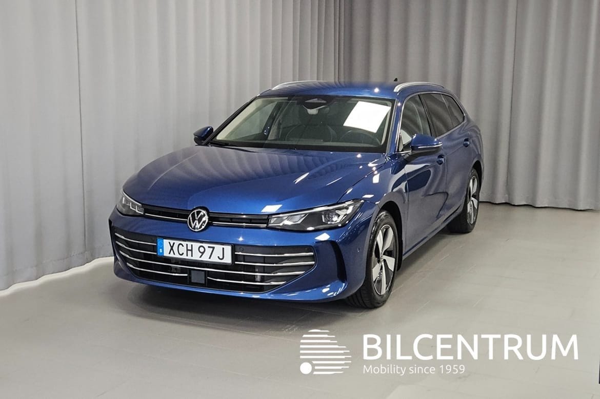 Volkswagen Passat 2025 – bild 1 av 12